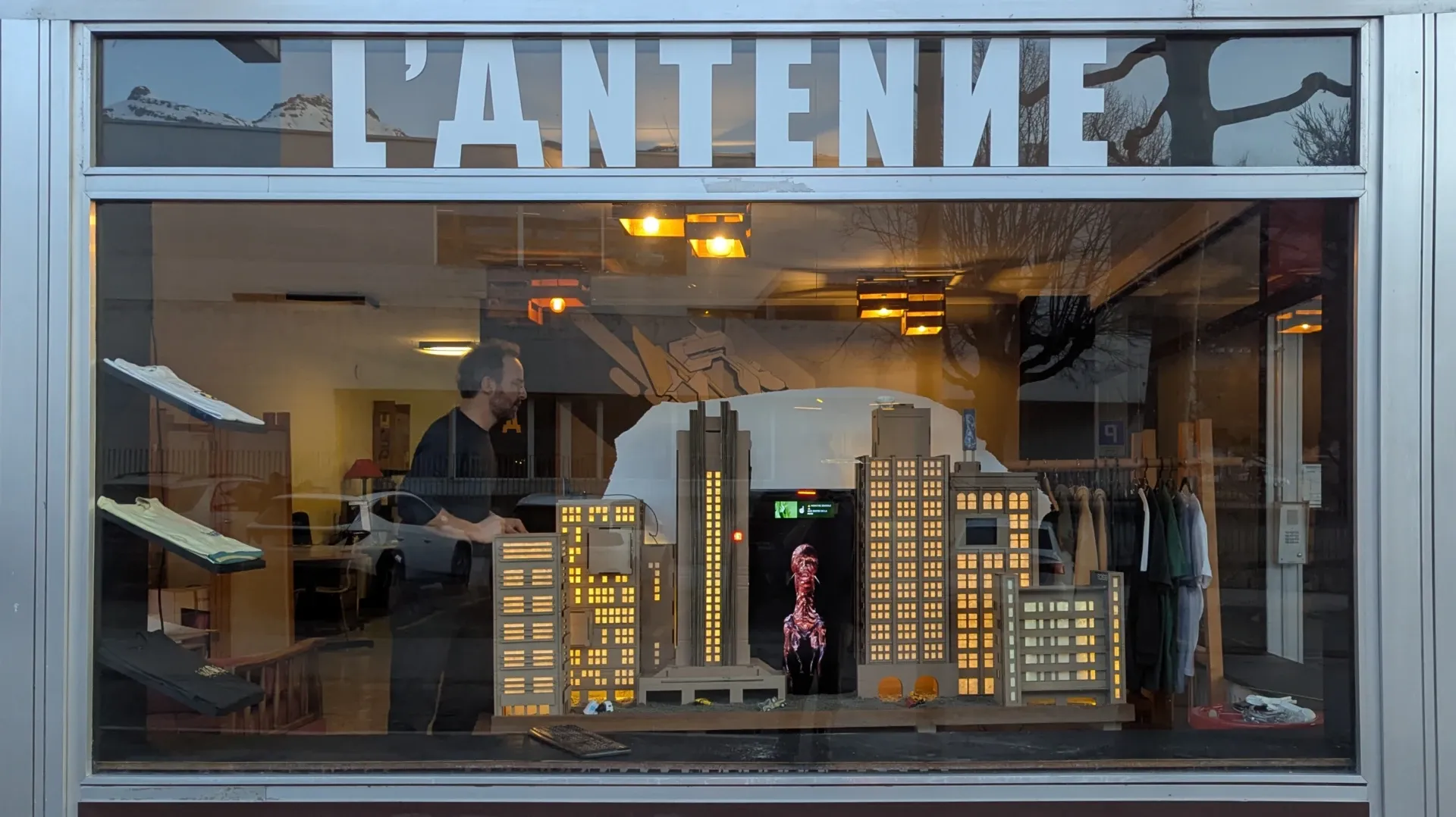 Interactive storefront